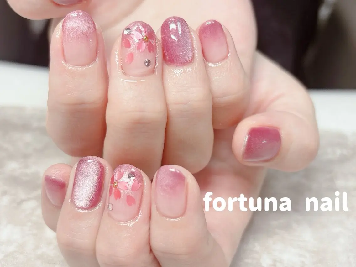 ネイル Nail •Head スパFortunaのネイルデザイン