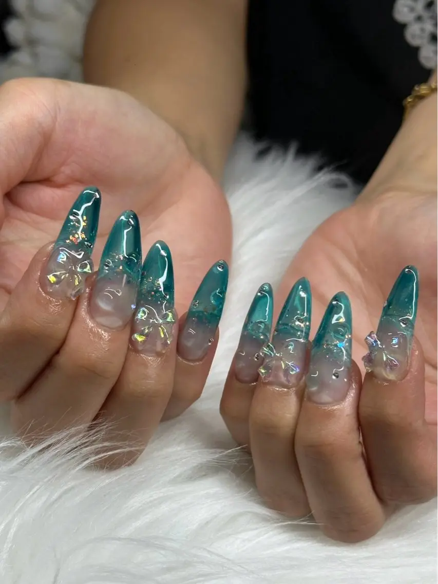 ネイル リナ ⭐️のネイルデザイン