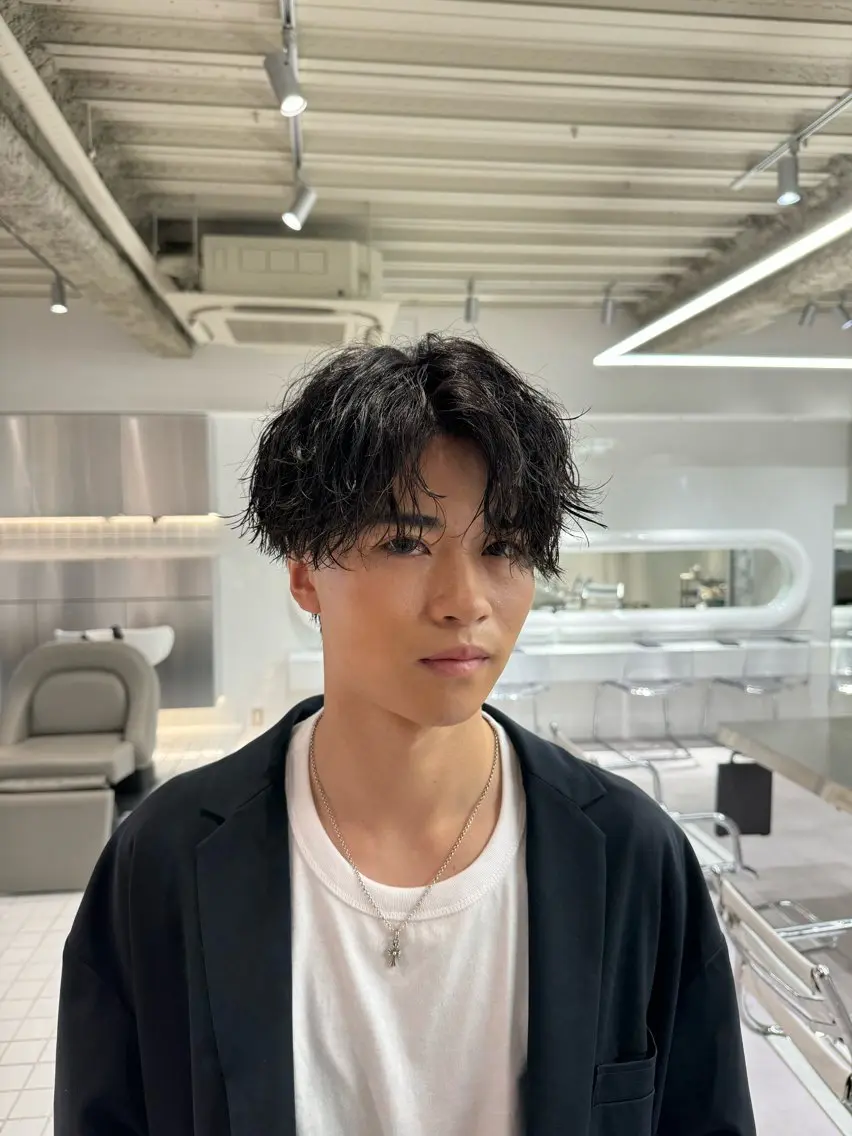 ショート パーマ メンズ 波巻きスパイラルパー マ/シャドウパーマ駿のヘアスタイル