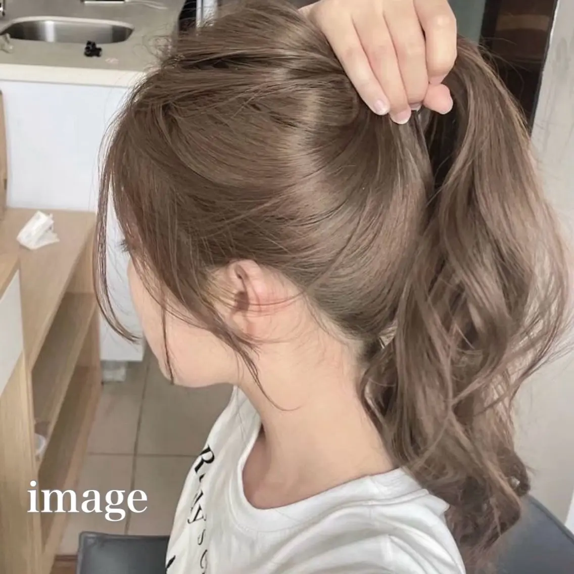 ロング カラー ヘアカラー 🫧うる艶トレンド 🫧透明感カラーのヘアスタイル