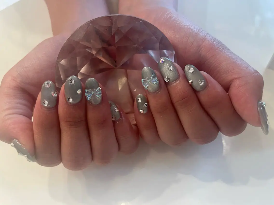 ネイル ♡ビジュール♡ NAIL &まつ毛のマツエク・マツパデザイン
