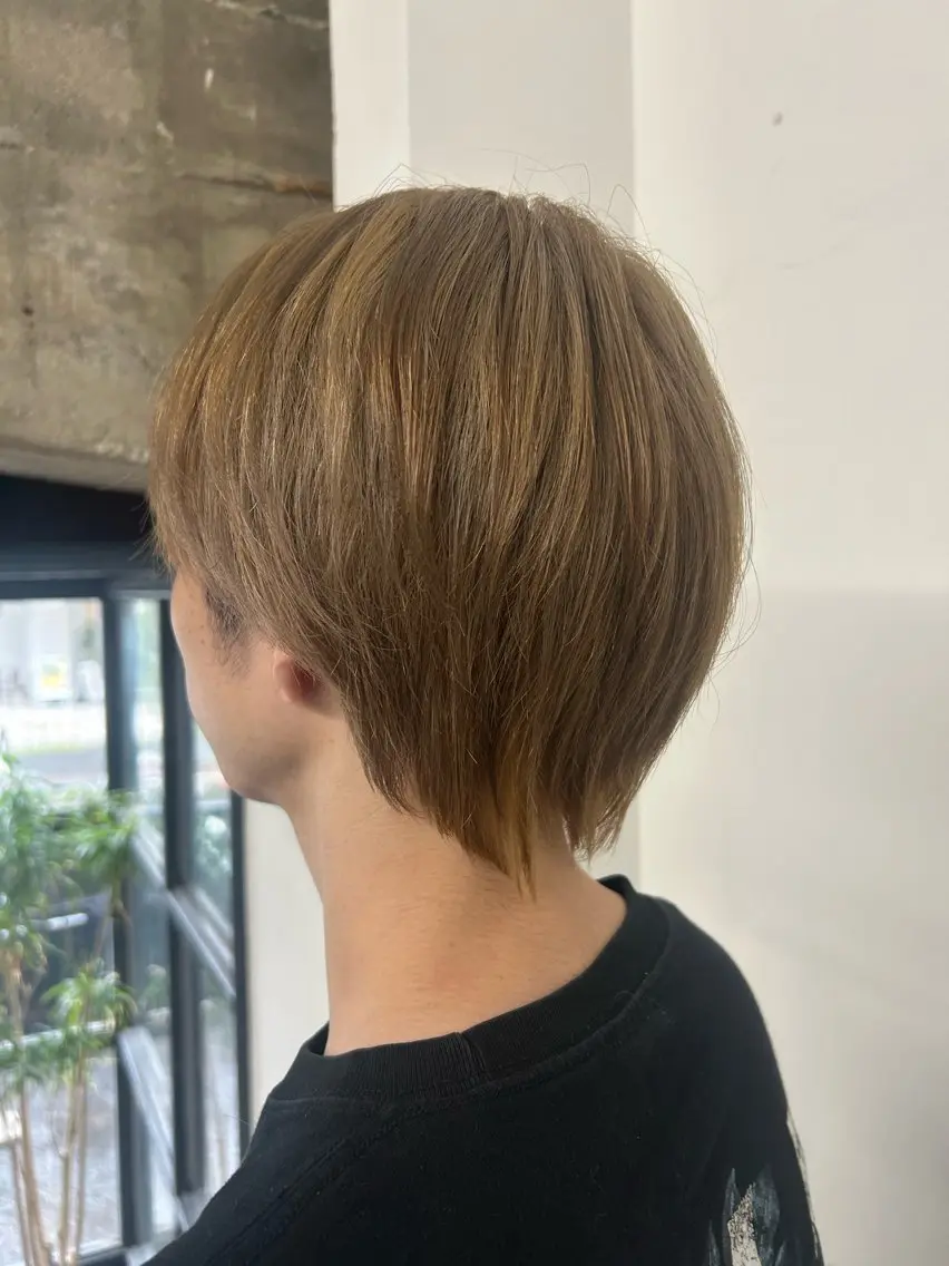 【初回20％オフ！】カット+Wカラーの写真
