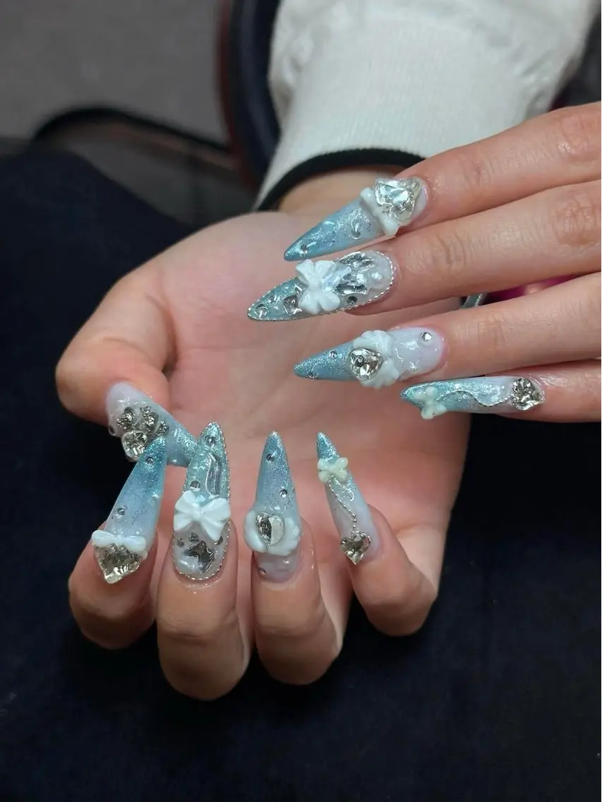 ネイル アートネイル フレンチネイル ジェルネイル 韓国ネイル マグネットネイル HAPPI NAIL 大国町のネイルデザイン