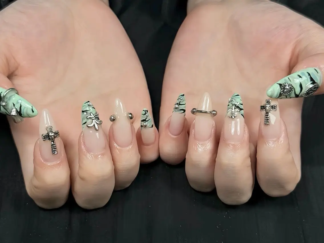 ネイル ハンドネイル Yuki Nailsalonのネイルデザイン