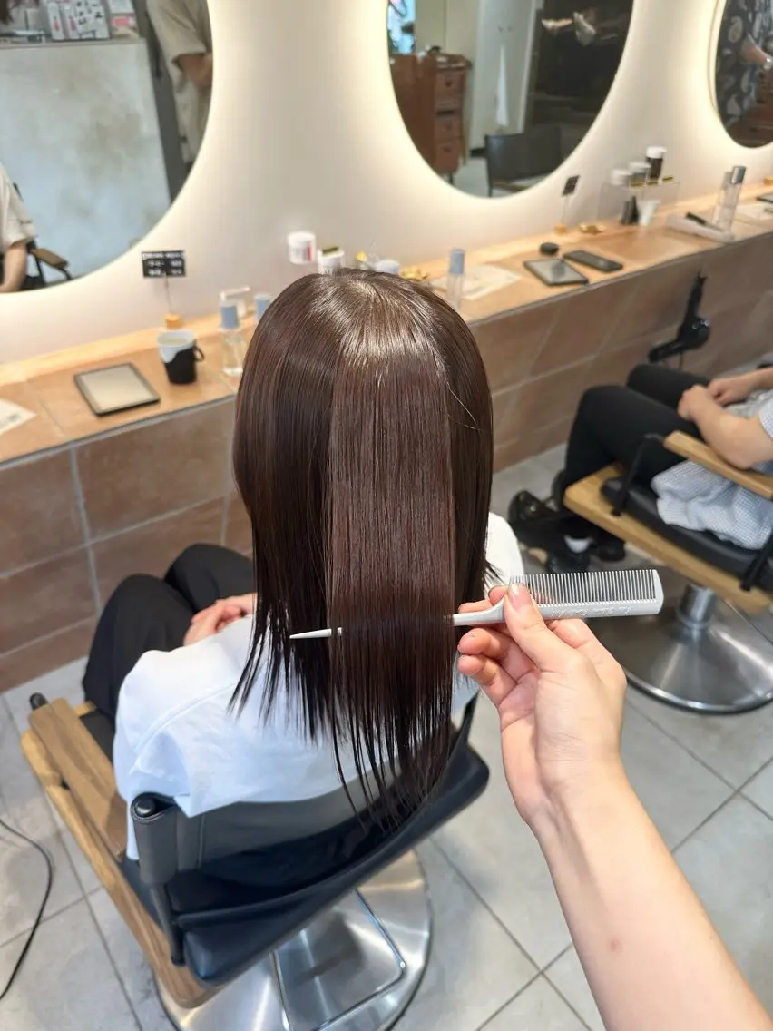 セミロング ヘアカラー 横浜⭐️カラー モデル🌻あみ🌻のヘアスタイル