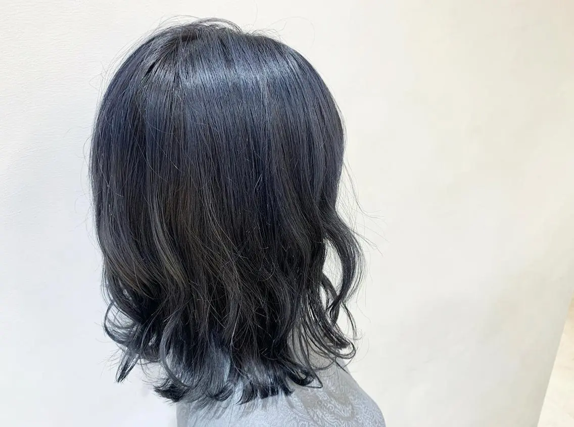 セミロング カラー ヘアカラー あべ ゆうかのヘアスタイル
