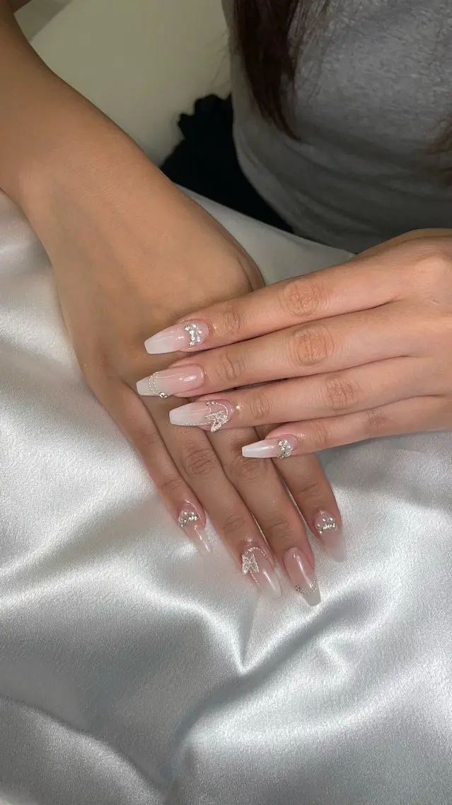 ネイル Moon nail salonのネイルデザイン