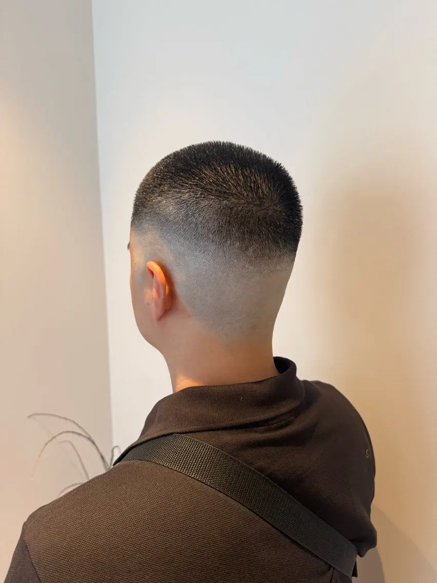 ショート カット 福永 縁のヘアスタイル