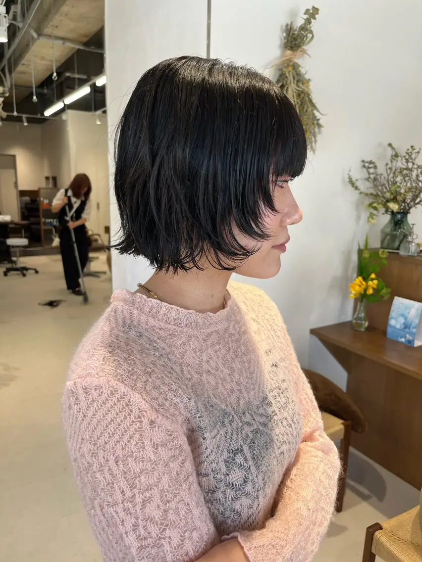 ショート ボブ 顔まわりレイヤー レイヤーカット カット トリートメント レイヤーカット/ブラ ウンカラー/河野凜のヘアスタイル