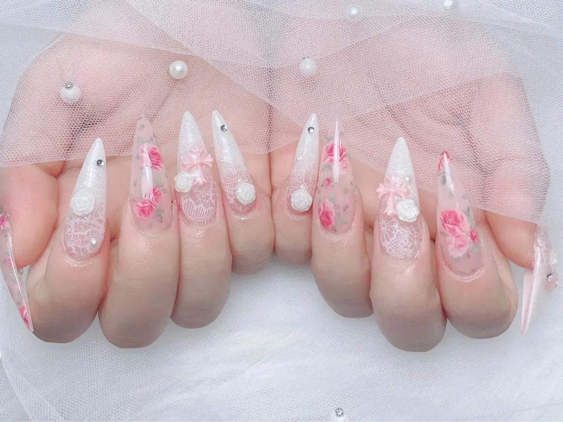 ネイル チークネイル 長さ出し フレンチネイル ジェルネイル ガーリー ハンドネイル Sora Nail Studioのネイルデザイン