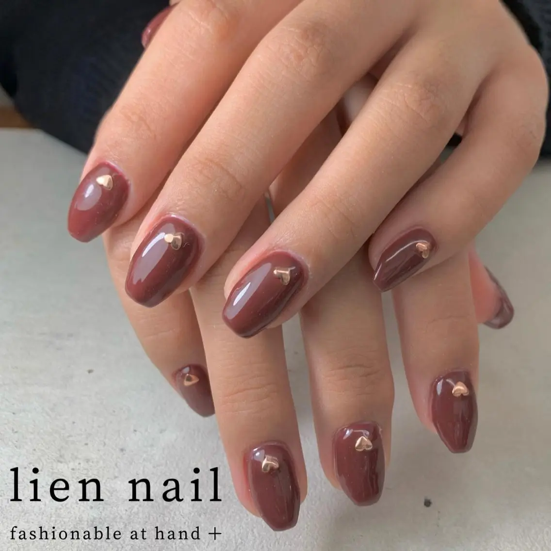 ミディアム ハンドネイル ハンドケア Queen nailのネイルデザイン