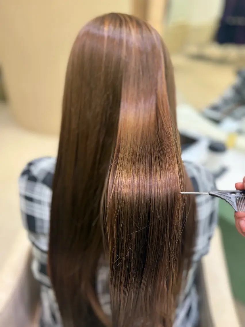 ロング Naru .のヘアスタイル