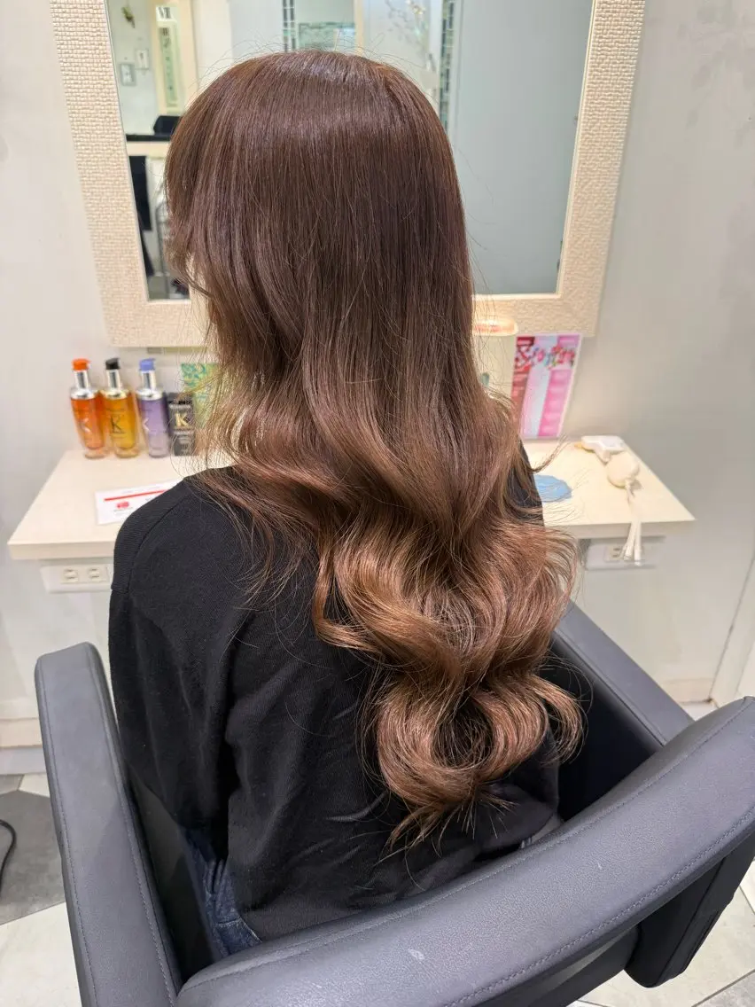 カラー ヘアカラー トリートメント 平良 好亮のヘアスタイル