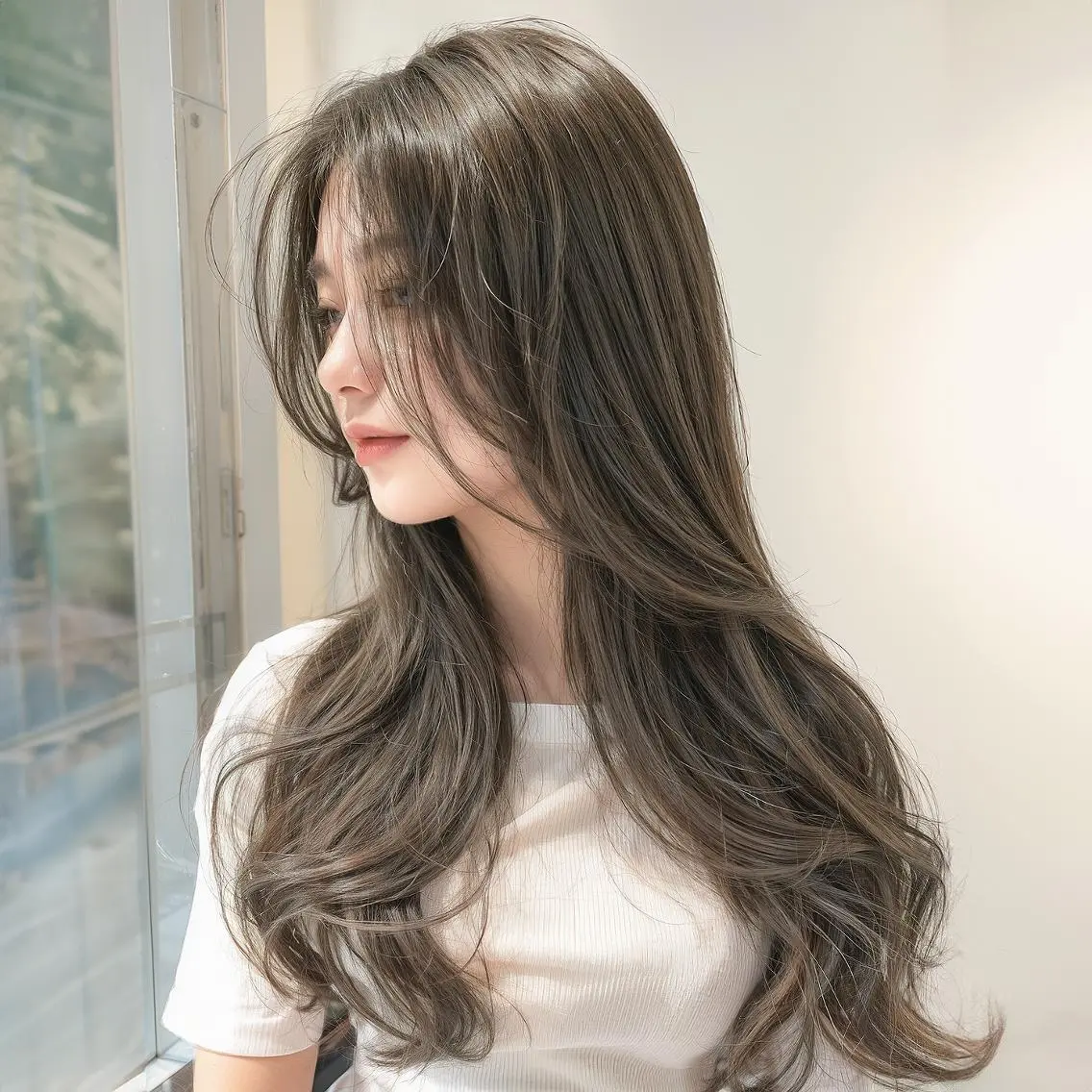 ロング 韓国風ヘア ワンホンヘア 小山田 彩美のヘアスタイル
