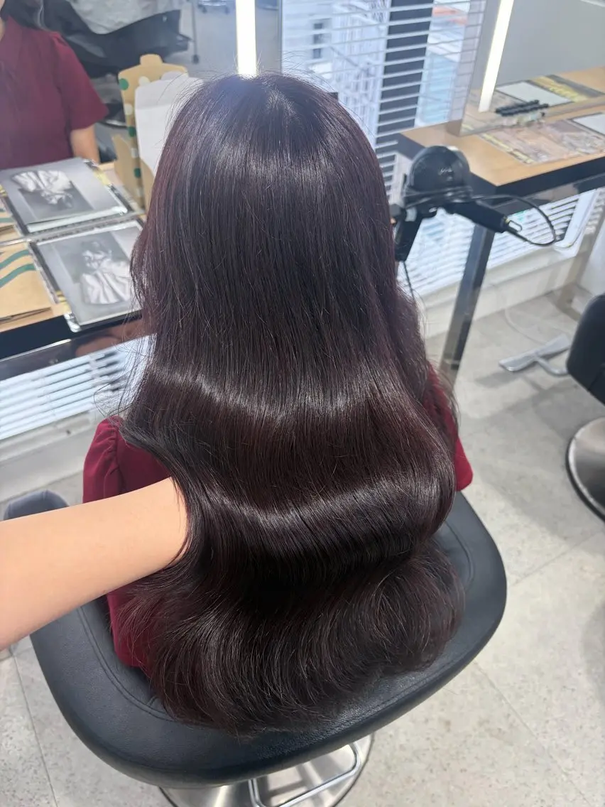 ロング カラー ブリーチ 髪質改善 トリートメント ヘアカラー 💗愛され暖色💗 ピンク/レッド💗のヘアスタイル