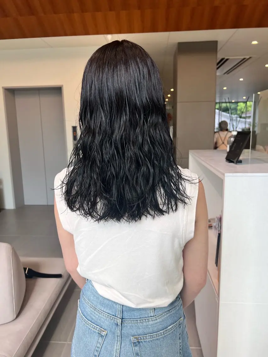 セミロング カラー 顔まわりカット/透け カラー/Memi🎀のヘアスタイル