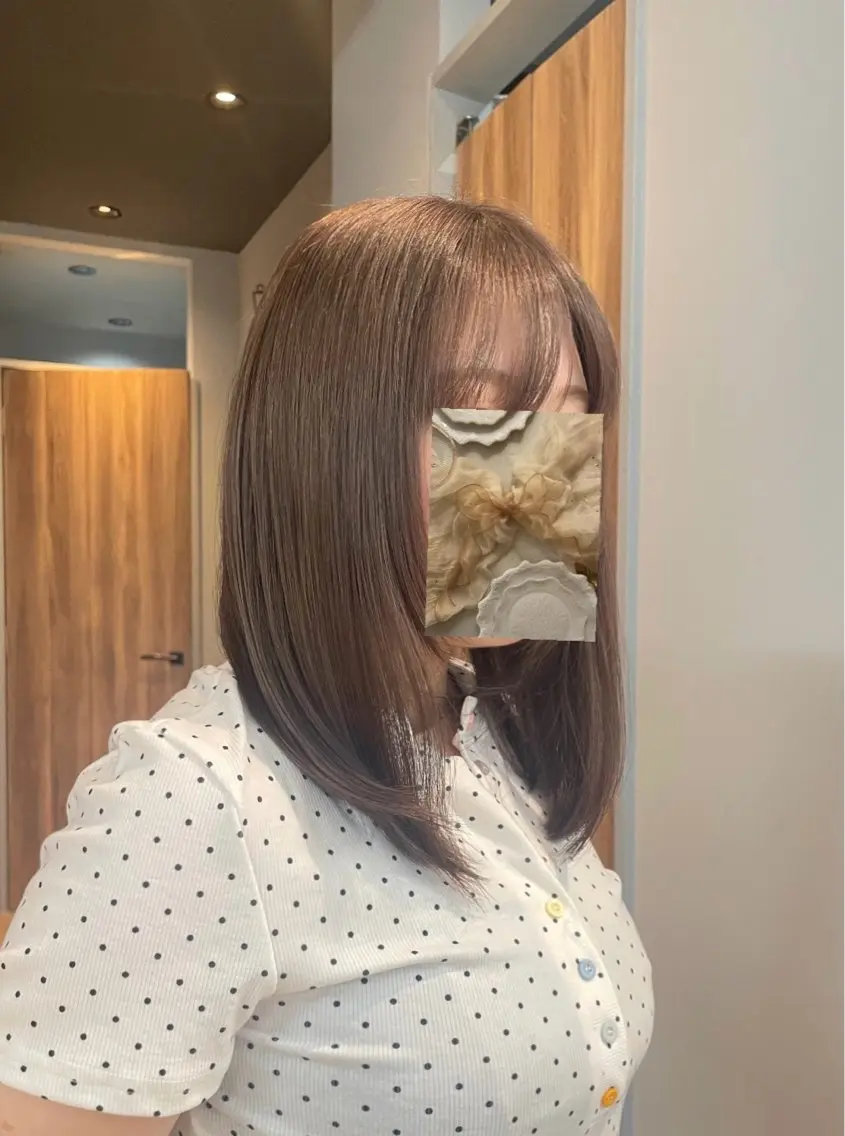 ミディアム カラー ブリーチ グレージュ ミルクティーグレージュ ヘアカラー 透明感艶髪カラー /府中/Mizukiのヘアスタイル