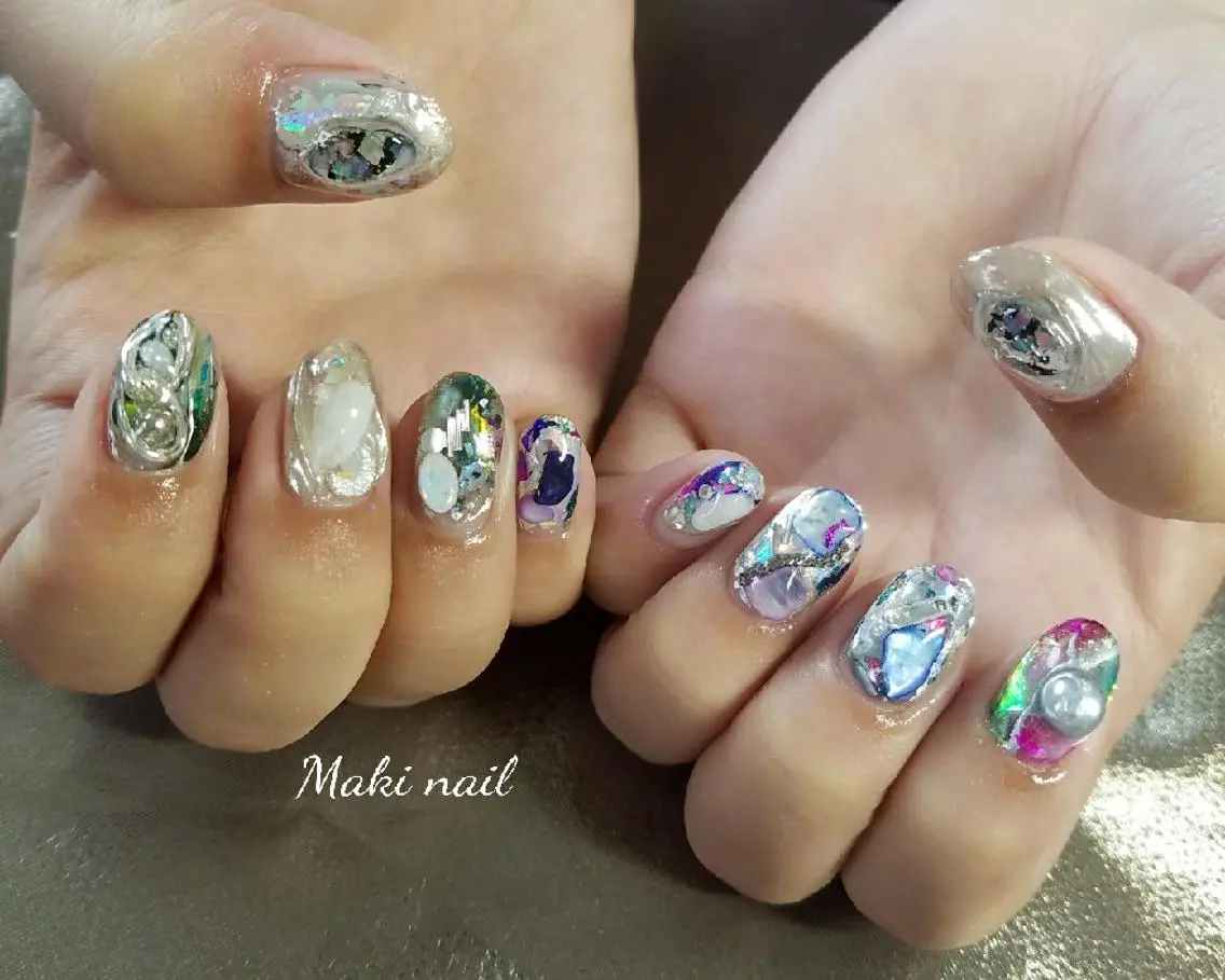 ショート ネイル ジェルネイル ･:*+.✳︎˚✧₊ MAKI NAILのネイルデザイン