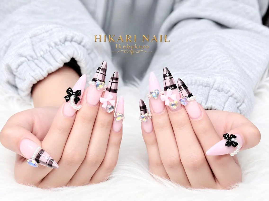 ネイル チークネイル 長さ出し フレンチネイル ガーリー ハロウィン ハンドネイル HikariNail Ikebukuroのネイルデザイン