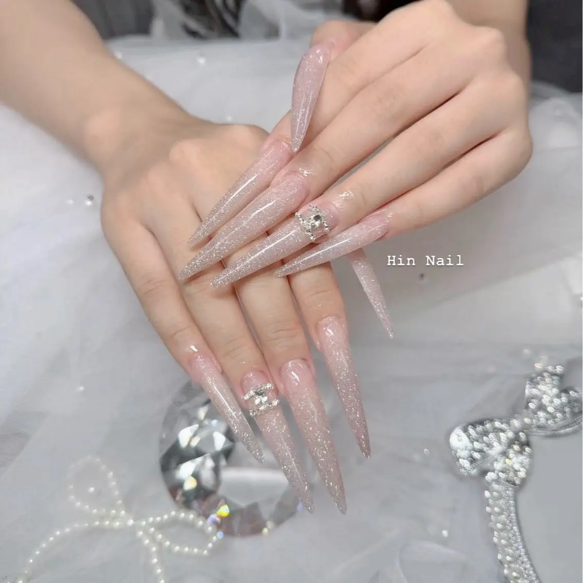 ネイル ハンドネイル HIN NAILのネイルデザイン