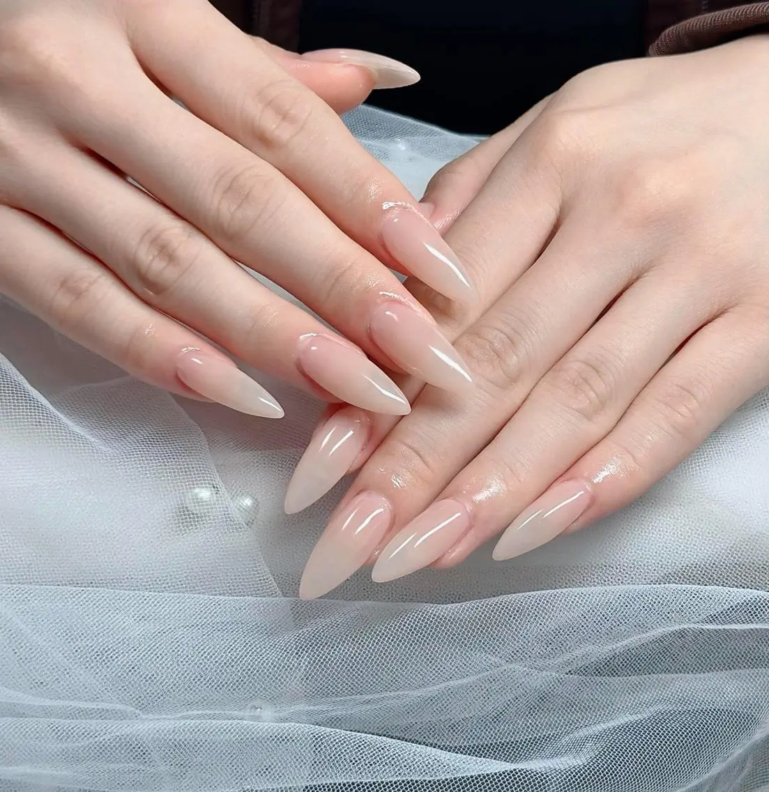 ネイル オーロラネイル チークネイル フットネイル ジェルネイル 韓国ネイル ハンドネイル H.baby Nail Salonのネイルデザイン