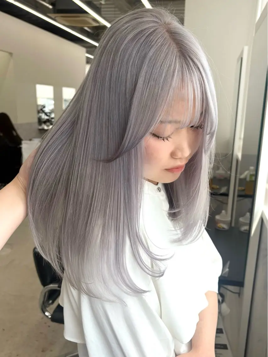 ミディアム カラー ブリーチ ケアブリーチ 透明感カラー デザインカラー 似合わせカット ヘアカラー ブリーチカラー/ デザインカラー/栄のヘアスタイル