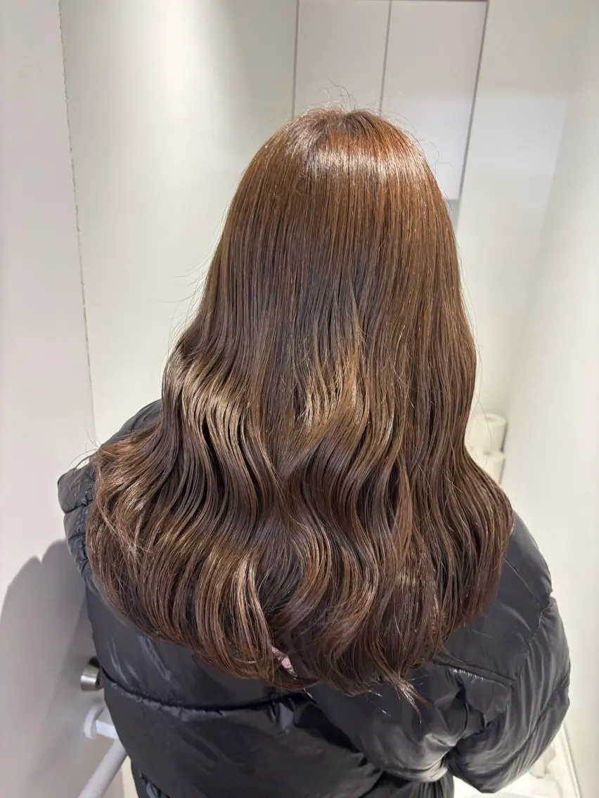 ロング ヘアカラー まろやかベージュ🤎 艶カラー🔔リンのヘアスタイル
