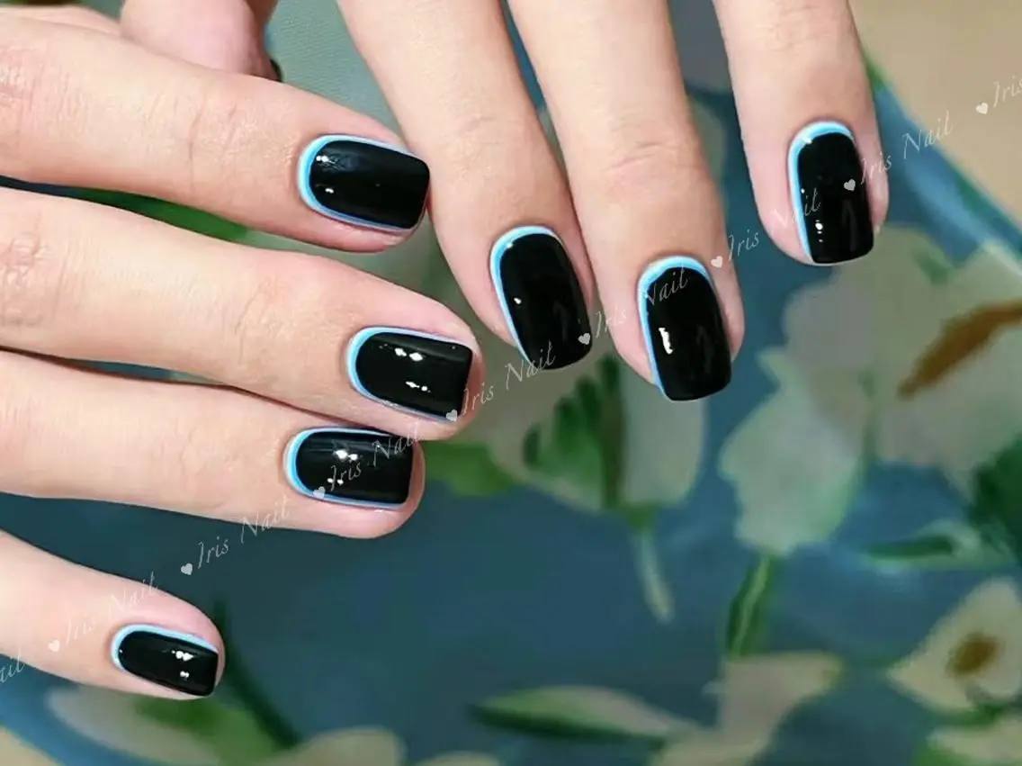 ネイル フレンチネイル 逆フレンチ ハンドネイル ハンドケア 🍒IRIS Nail🌸のネイルデザイン