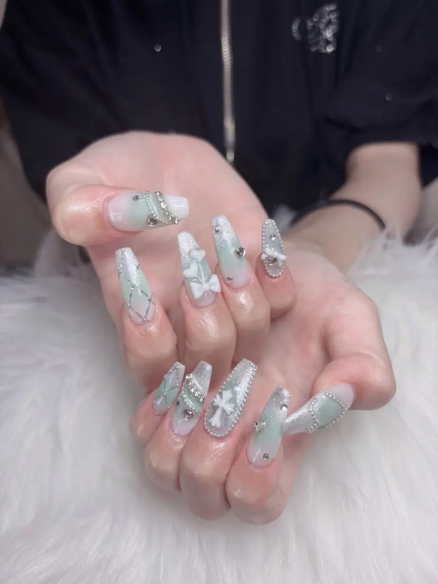 ネイル ハンドネイル Swan Nail Salonのネイルデザイン