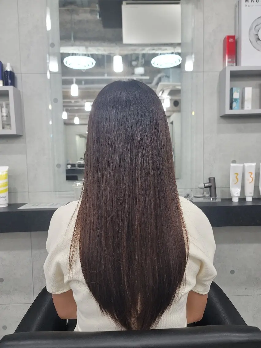 ロング カラー 透明感カラー トリートメント ❇️安達 優心❇️ レイヤー/艶髪特化のヘアスタイル