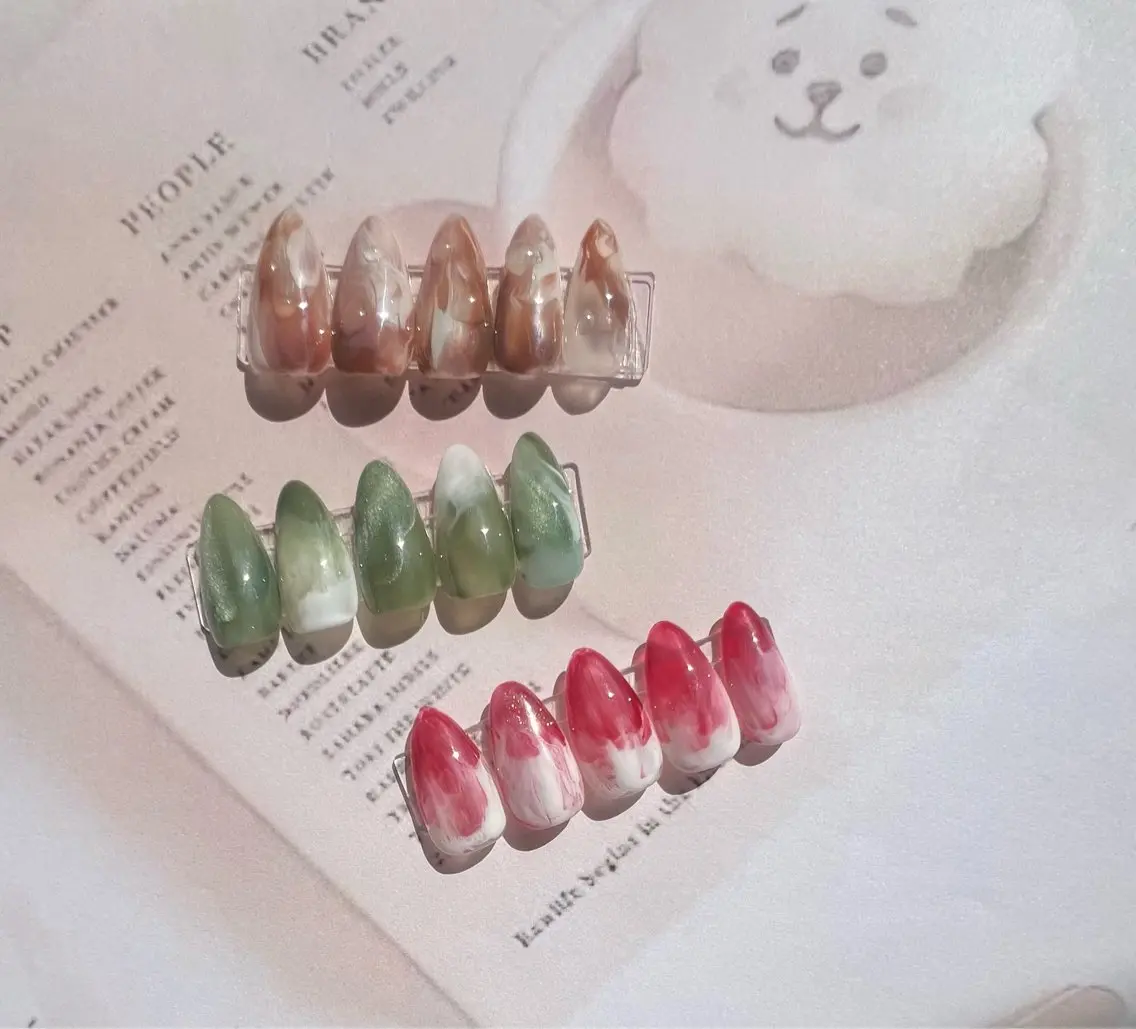 NEW🩷 KUGO秋ネイル💅🩷🩷🩷 カフェラテ☕いちごラテ🍓✨抹茶ラテ🍵🌿ネイル💅オフ込み5200円の写真