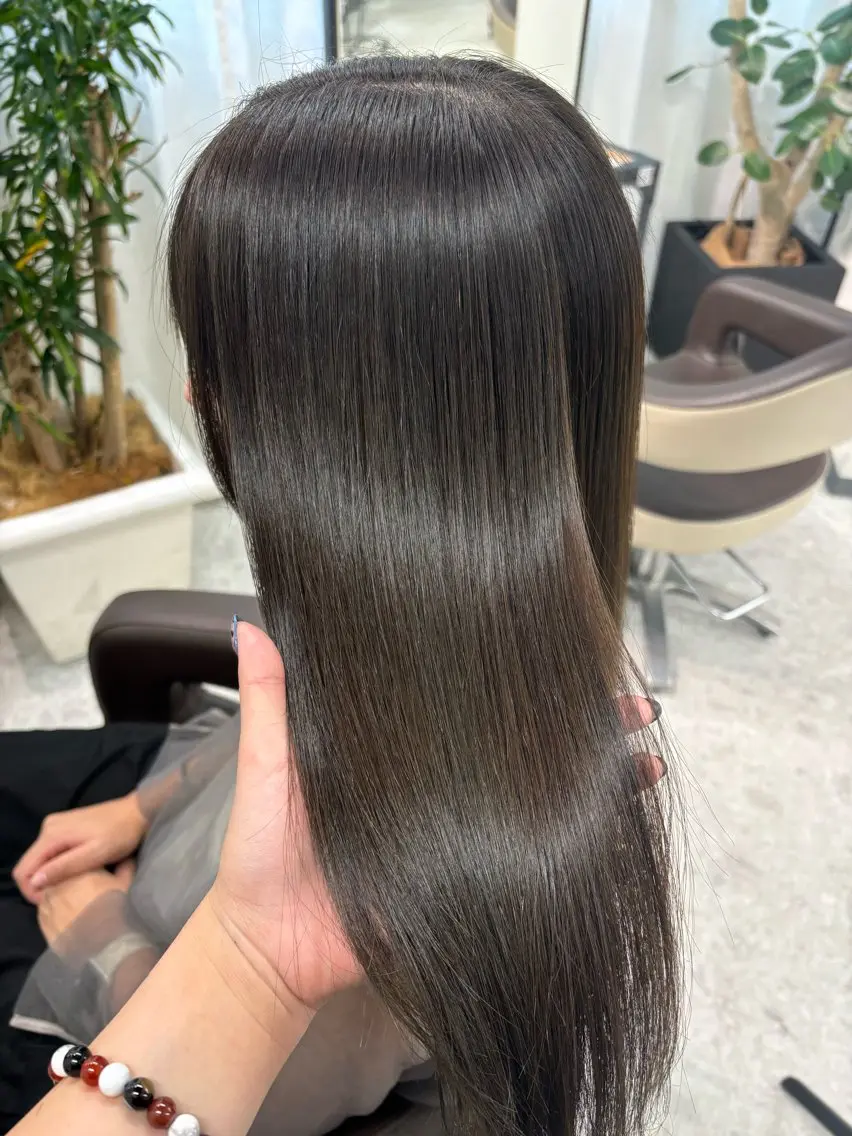 セミロング 髪質改善 トリートメント 稲川 弥生のヘアスタイル