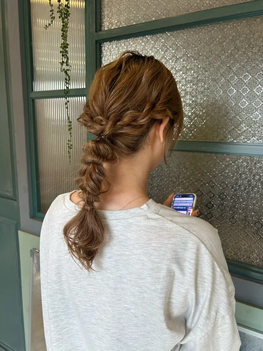 セミロング ヘアアレンジ ヘアセット Hanon 美桜のヘアスタイル