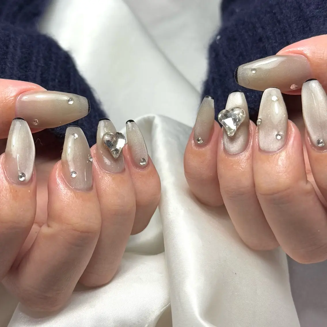 ネイル フレンチネイル ハート Ray nail natsu🎀のネイルデザイン