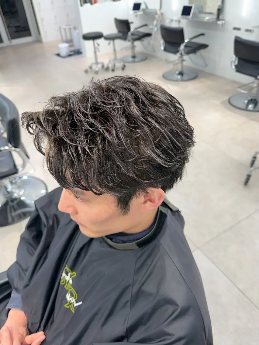 カラー メンズ メンズハイライト スパイキーショート ハイライトカラー ヘアカラー 表参道/ハイライト バレイヤージュのヘアスタイル