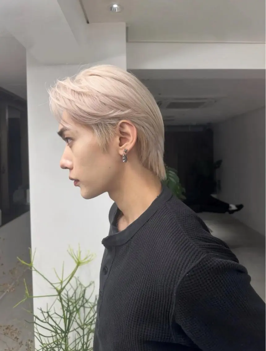 カラー メンズ ヘアカラー 星 西宮のヘアスタイル