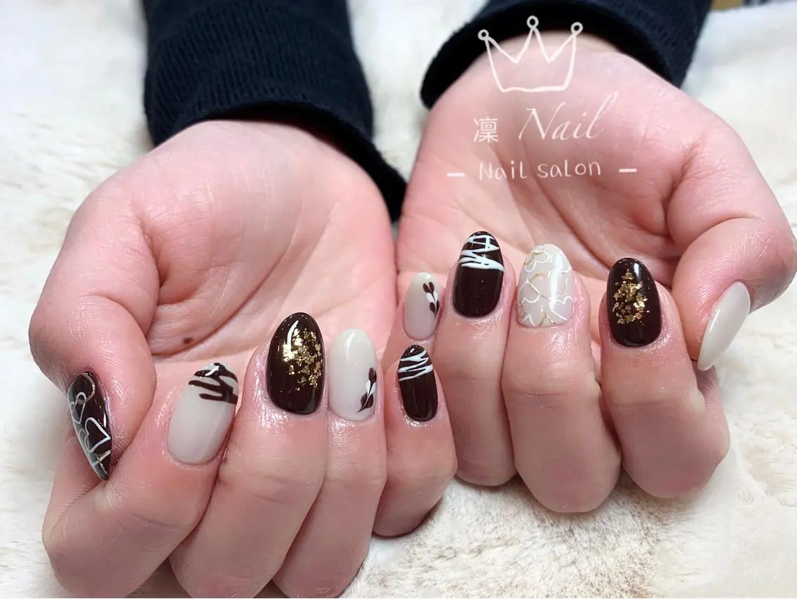 ショート カラー ネイル バレンタイン Le’a NailSalonのネイルデザイン