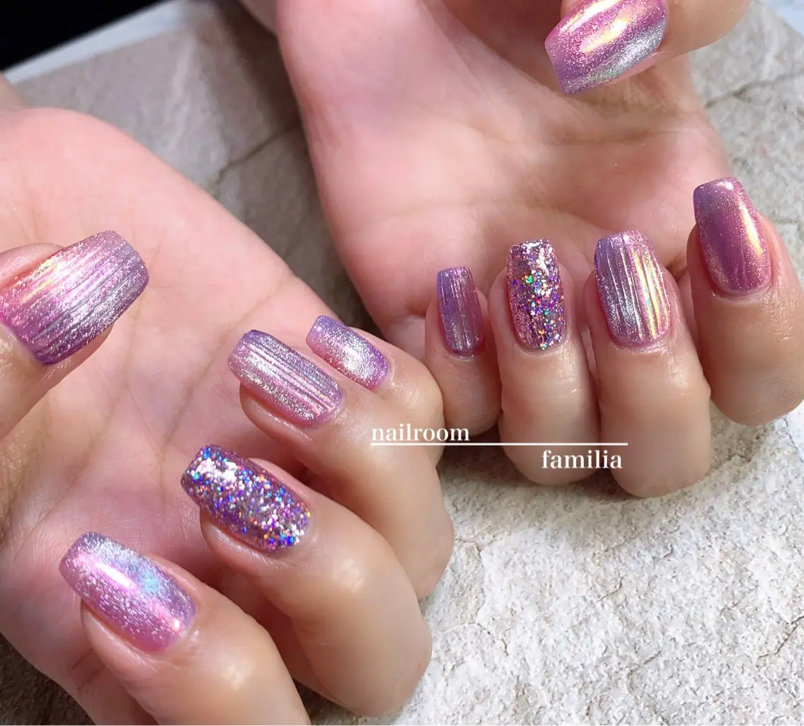ネイル オーロラネイル マグネットネイル ハンドネイル -nailroom- familiaのネイルデザイン