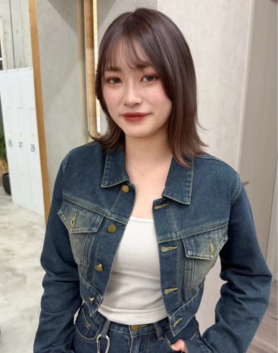 ミディアム カラー ヘアカラー 鷲見 成多郎のヘアスタイル