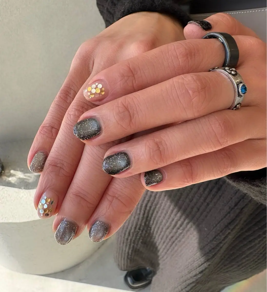 ネイル フラッシュネイル マグネットネイル Lowé nailのネイルデザイン