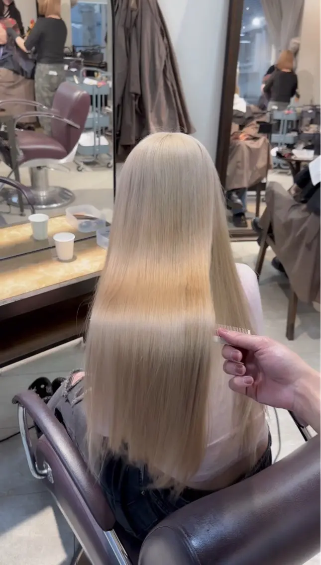 ミディアム カラー パーマ ヘアアレンジ ヘアカラー トリートメント ブリーチカラー🤍 颯馬🐈‍⬛のヘアスタイル