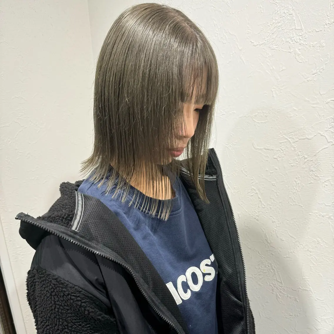 ミディアム カラー shiho .のヘアスタイル