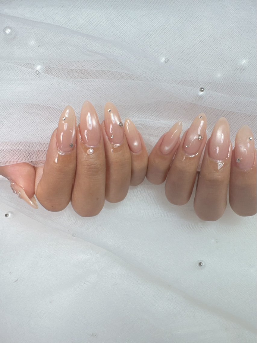 ネイル アートネイル チークネイル フレンチネイル ジェルネイル ガラスフレンチ ハンドネイル Queeens nailのネイルデザイン