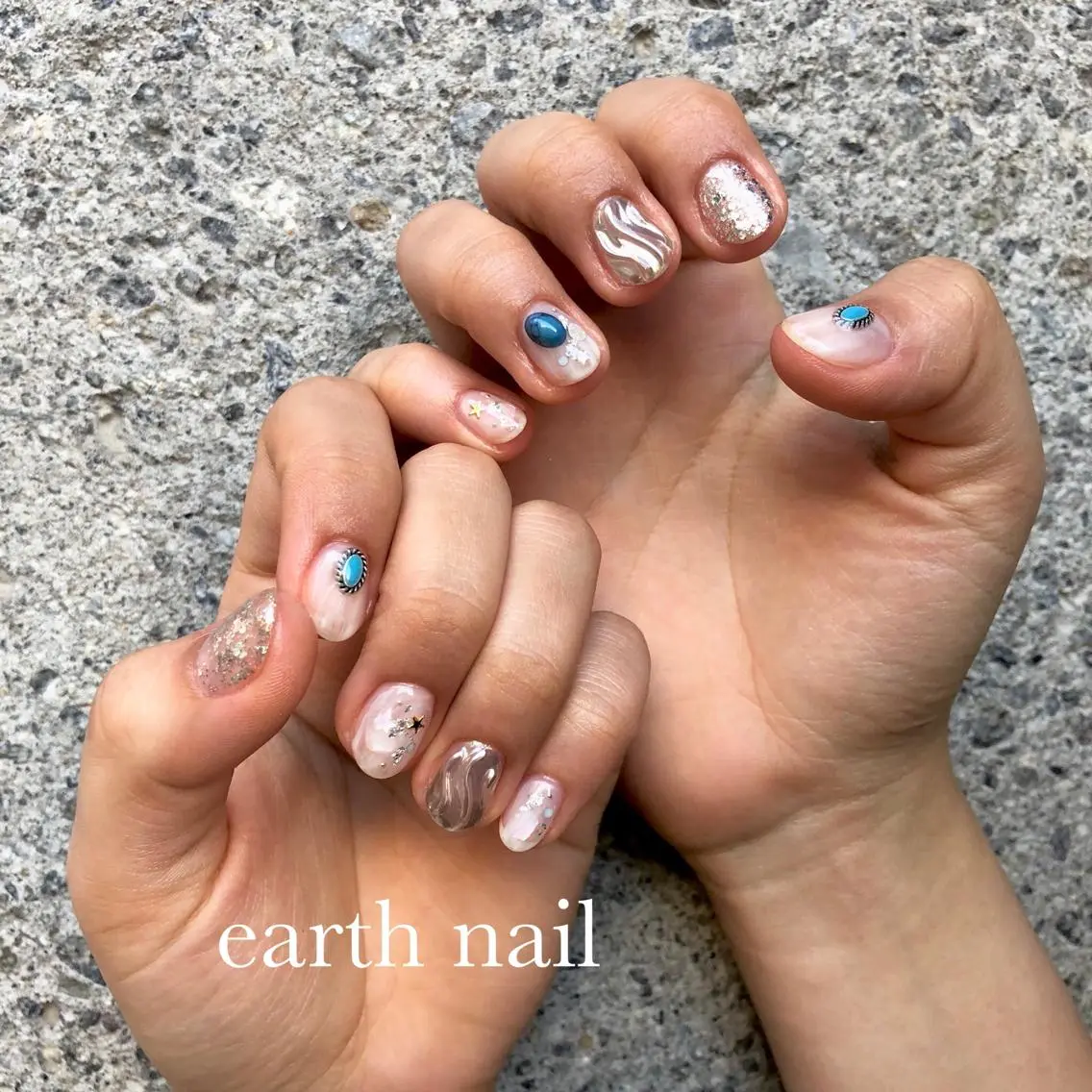 ネイル クリアネイル ニュアンスネイル ホワイト ハンドネイル 🧁🥕 asukaのネイルデザイン