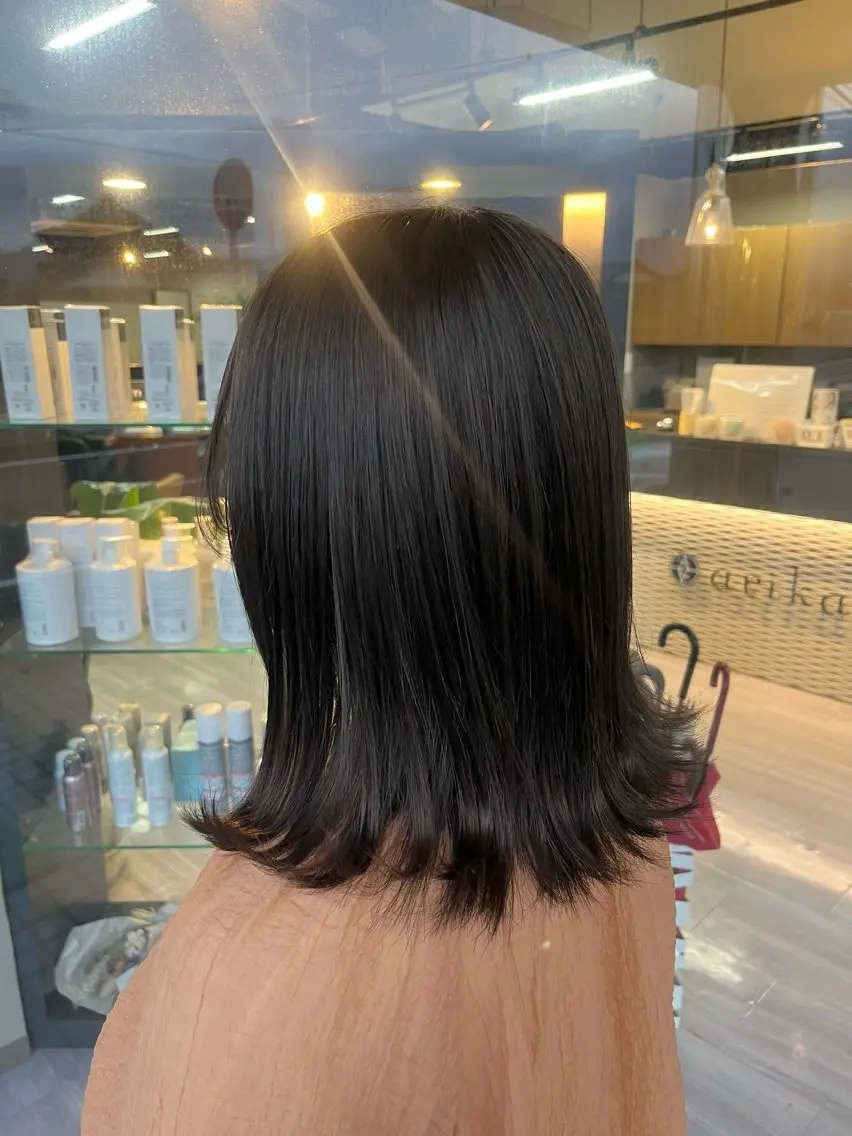ミディアム alu yuinaのヘアスタイル