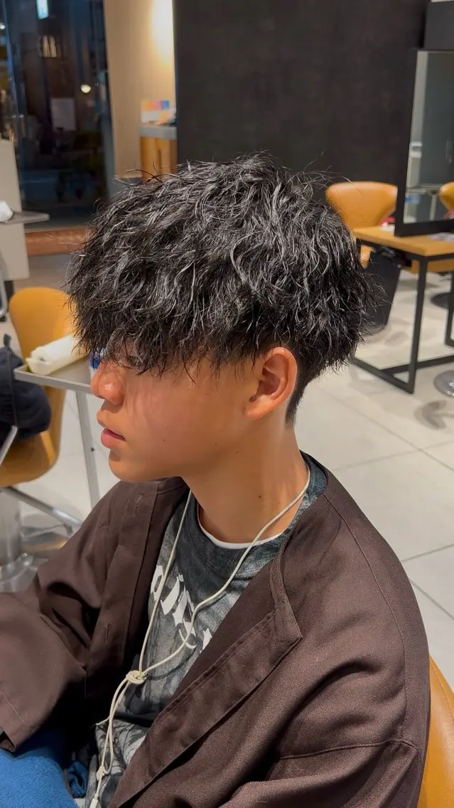 パーマ メンズ カット パーマ メンズパーマは私一択 佐藤有紀のヘアスタイル