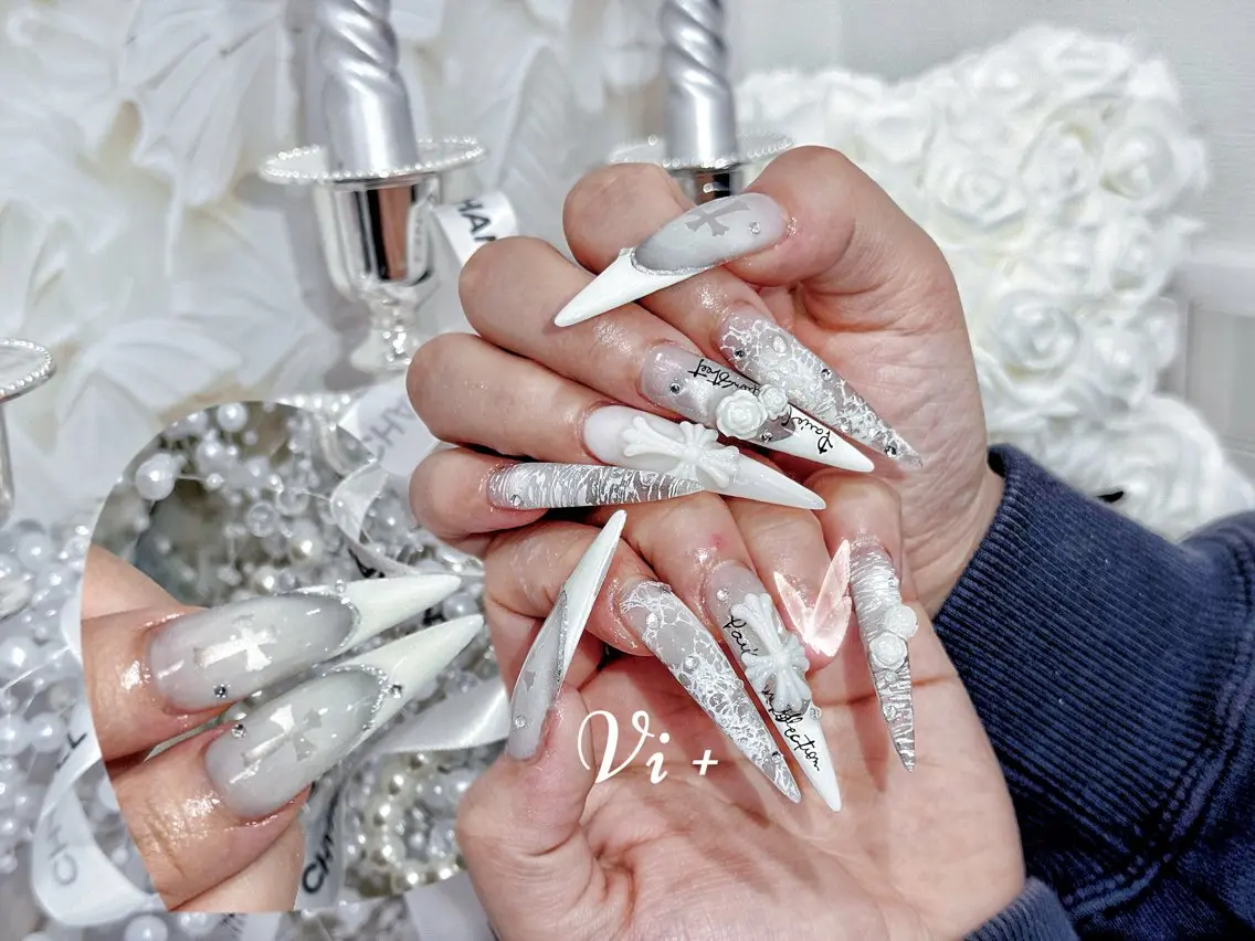 ネイル ハンドネイル ✨Nailsalon Vi+✨のネイルデザイン