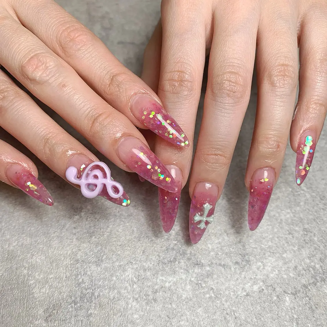 ネイル キラキラネイル ピンク 春ネイル ハンドネイル MU-5 nailのネイルデザイン