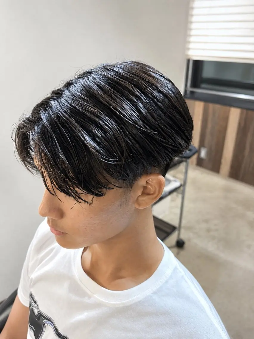 ショート メンズ センターパート カット 🌀メンズパーマ🌀 平川海夢のヘアスタイル