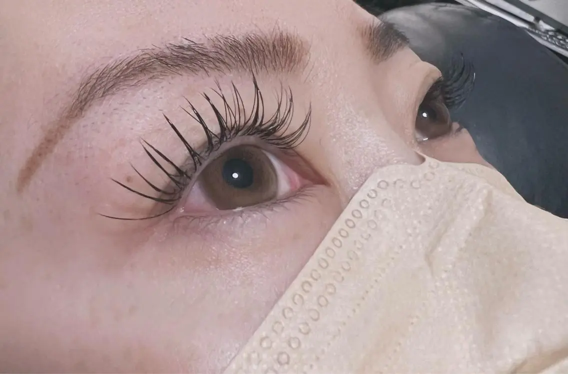 マツエク・マツパ 束感まつ毛 eyelist Asamiのマツエク・マツパデザイン